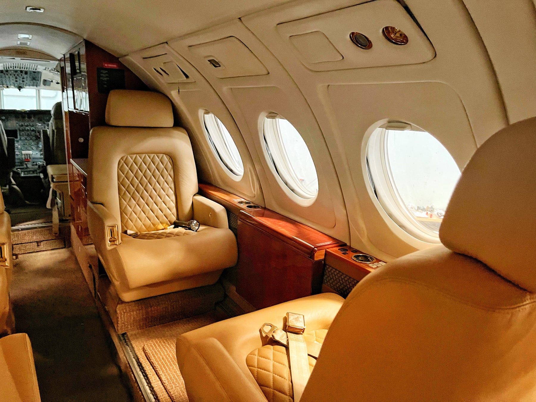 Experience the Luxury and Convenience of Private Jet Travel with Villiers Jets