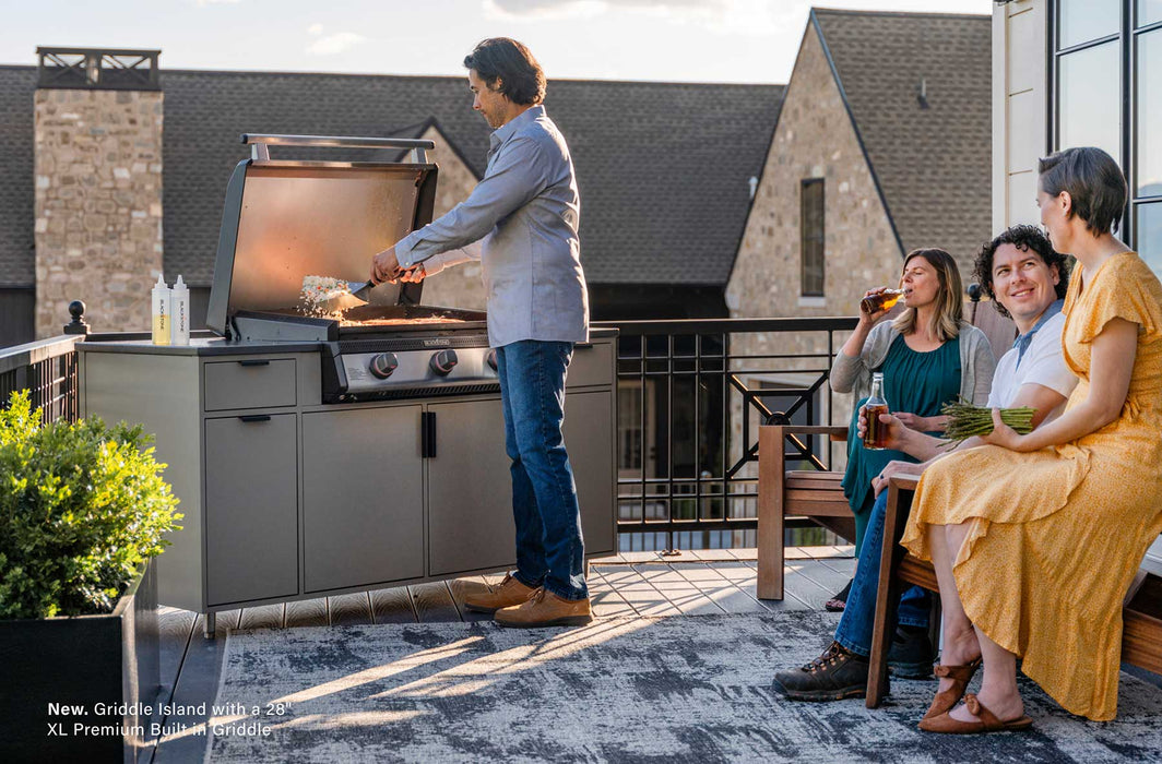 Step into the next level of outdoor cooking with the unparalleled Blackstone Griddle Island, featuring the XL 28-inch Premium Built-In Griddle - Model 6020. This culinary masterpiece is designed to bring both elegance and functionality to your backyard, ensuring that every barbecue and gathering is an event to remember. Unmatched Griddling Experience Crafted with the seasoned grill master in mind, the 28-inch XL Premium Griddle provides an expansive cooking surface that ensures consistent heat distribution